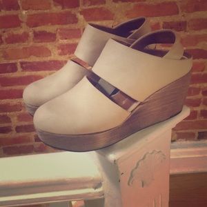 Coclico platform slides